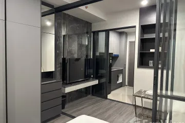 1 Bedroom Condo for rent in Ideo Sukhumvit - Rama 4, Phra Khanong, Bangkok near BTS Phra Khanong