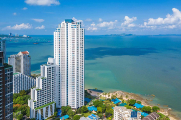 2 Bedroom Condo for sale in Na Kluea, Chonburi