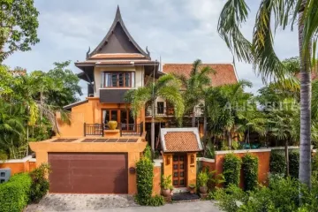 4 Bedroom House for sale in Na Jomtien, Chonburi