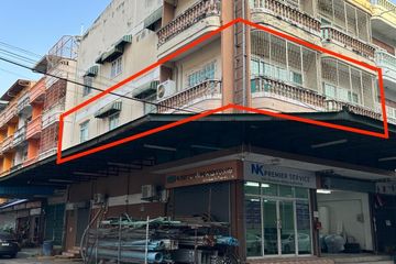 Office for rent in Bang Khae Nuea, Bangkok near MRT Thawi Watthana