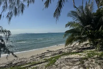 Land for sale in Lipa Noi, Surat Thani