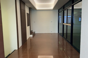 Office for rent in Hua Mak, Bangkok near MRT Hua Mak