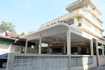 Office for rent in Sam Sen Nai, Bangkok near BTS Ari