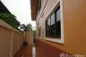5 Bedroom House for sale in Phra That Pha Daeng, Tak