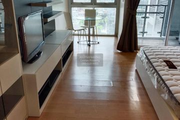 1 Bedroom Condo for rent in Nusasiri Grand, Phra Khanong, Bangkok near BTS Ekkamai