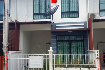 3 Bedroom Townhouse for sale in Kut Ngong, Chonburi