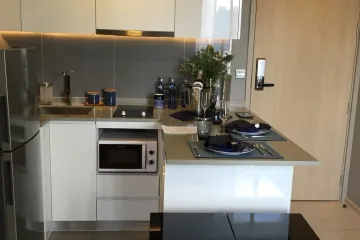 1 Bedroom Condo for rent in M Thonglor 10, Khlong Tan Nuea, Bangkok near BTS Ekkamai
