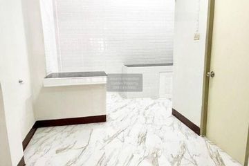 4 Bedroom Townhouse for sale in Lert Ubon Watcharapol, Tha Raeng, Bangkok