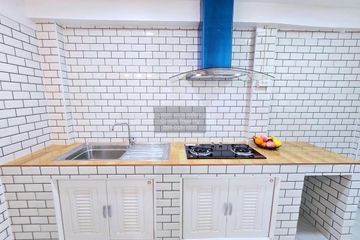 3 Bedroom Townhouse for sale in Lert Ubon Watcharapol, Tha Raeng, Bangkok