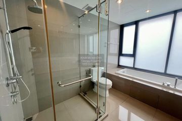 2 Bedroom Condo for sale in Rhythm Sukhumvit 42, Phra Khanong, Bangkok near BTS Ekkamai