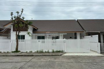 3 Bedroom Townhouse for sale in Lam Phak Kut, Pathum Thani