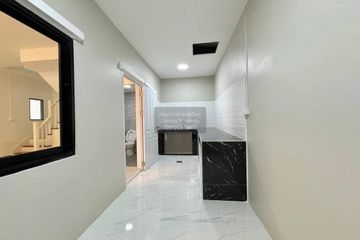 3 Bedroom Townhouse for sale in Baan Pruksa 30/1, Bang Khu Rat, Nonthaburi