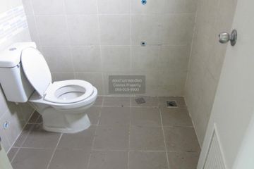 3 Bedroom Townhouse for sale in Khlong Chet, Pathum Thani