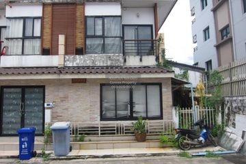 3 Bedroom Townhouse for sale in THE ENTER, Dokmai, Bangkok