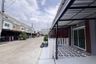 3 Bedroom Townhouse for sale in Bang Chalong, Samut Prakan