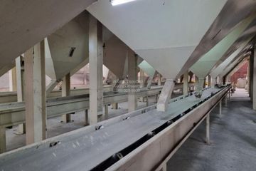 15 Bedroom House for sale in Nong Krachao, Nakhon Sawan