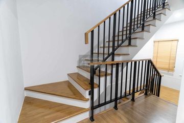 3 Bedroom Townhouse for sale in Baan Klang Muang Ratchaphruek, Maha Sawat, Nonthaburi