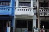 4 Bedroom Townhouse for sale in Krathum Lom, Nakhon Pathom