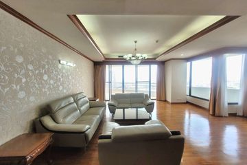 3 Bedroom Condo for rent in Baan Yen Akard, Chong Nonsi, Bangkok near MRT Lumpini