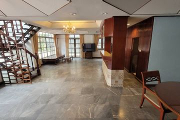 3 Bedroom House for rent in Phra Khanong Nuea, Bangkok