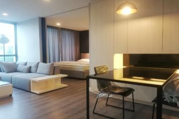 1 Bedroom Condo for rent in The Room Sukhumvit 40, Phra Khanong, Bangkok near BTS Ekkamai