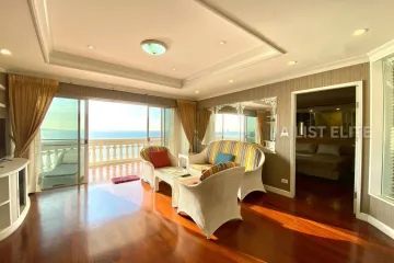 3 Bedroom Condo for sale in Na Kluea, Chonburi