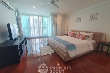 3 Bedroom Apartment for rent in Sathorn Gallery Residences, Silom, Bangkok near BTS Surasak