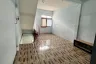 3 Bedroom Commercial for rent in Chong Nonsi, Bangkok