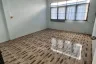 3 Bedroom Commercial for rent in Chong Nonsi, Bangkok