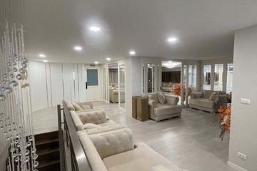 Commercial for rent in Bang Na, Bangkok