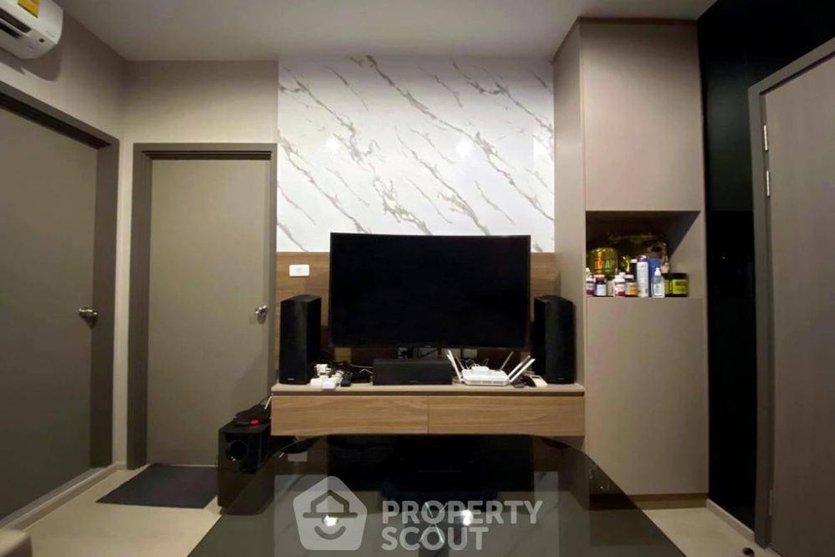 Bangkok Yai, Bangkok - Photo 2