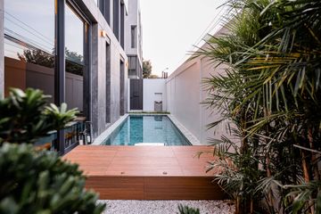 5 Bedroom Villa for sale in Zenith 5 Residences Srinakarin, Nong Bon, Bangkok near MRT Suan Luang Ro 9