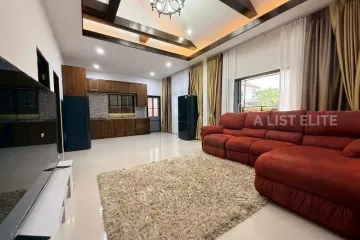 3 Bedroom House for sale in 