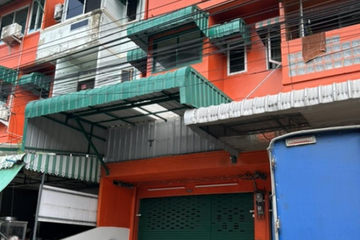 Office for rent in Bang Khae Nuea, Bangkok near MRT Thawi Watthana