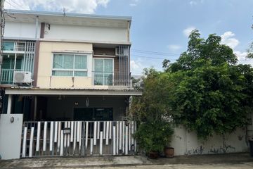 3 Bedroom Townhouse for sale in Villette Lite Pattanakarn 38, Suan Luang, Bangkok