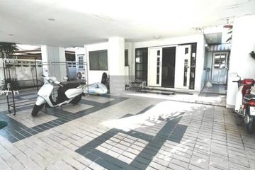 4 Bedroom House for sale in Chorakhe Bua, Bangkok