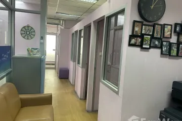 1 Bedroom Condo for sale in Diamond Tower, Silom, Bangkok near BTS Chong Nonsi