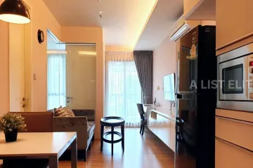 1 Bedroom Condo for sale in Khlong Tan Nuea, Bangkok near BTS Phrom Phong