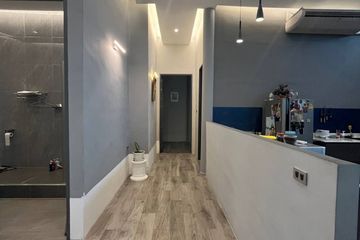 2 Bedroom Apartment for rent in Oriental Towers, Khlong Tan Nuea, Bangkok near BTS Thong Lo