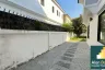 3 Bedroom Townhouse for sale in Nong Prue, Chonburi