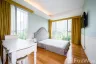 2 Bedroom Condo for sale in Via 31, Khlong Tan Nuea, Bangkok near BTS Phrom Phong