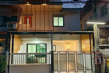 3 Bedroom Townhouse for sale in Bang Rak Noi, Nonthaburi near MRT Bang Rak Noi Tha It
