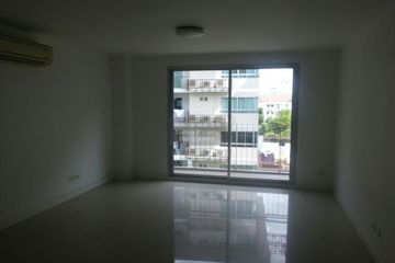 2 Bedroom Condo for rent in The Clover Thonglor, Khlong Tan Nuea, Bangkok