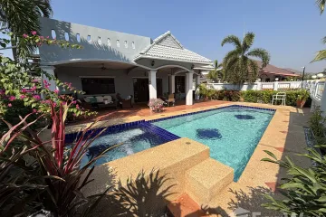 3 Bedroom House for sale in Baan Suk Sabai 2, Nong Kae, Prachuap Khiri Khan