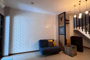 4 Bedroom Townhouse for rent in HAUS 35 Cheangwattana, Khlong Kluea, Nonthaburi near MRT Impact Challenger