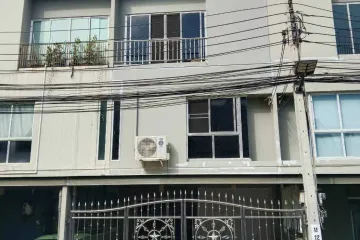 3 Bedroom Townhouse for sale in Patio Chaengwattana, Ban Mai, Nonthaburi near MRT Impact Challenger