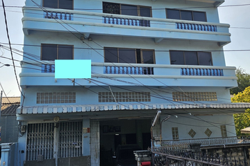 5 Bedroom Townhouse for sale in Pak Khlong Phasi Charoen, Bangkok near MRT Bang Phai