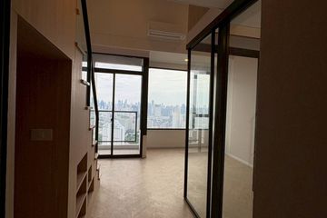 1 Bedroom Condo for sale in Landmark @MRTA Station, Bang Kapi, Bangkok near MRT Pradit Manutham