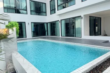 4 Bedroom House for rent in Baan Maneekram-Jomthong Thani, Wichit, Phuket