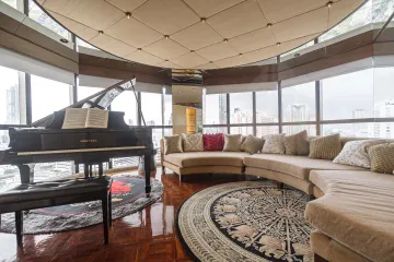 2 Bedroom Condo for rent in Silom, Bangkok near BTS Saphan Taksin